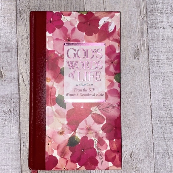 Gods words of life women’s NIV devotional Bible book FREE WITH PURCHASE - Picture 2 of 7